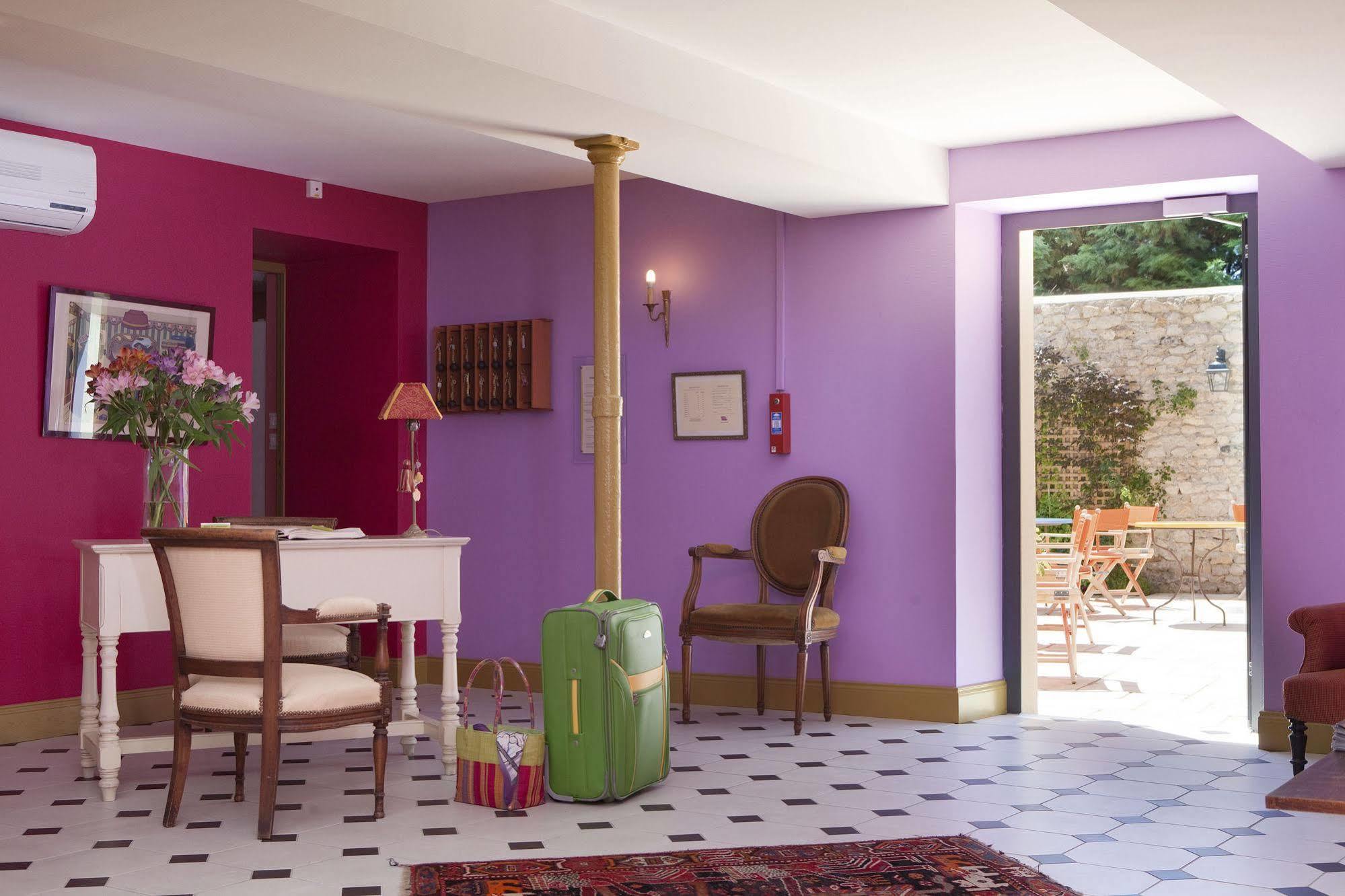 Logis Hotel O En Couleur Oucques-la-Nouvelle Ngoại thất bức ảnh